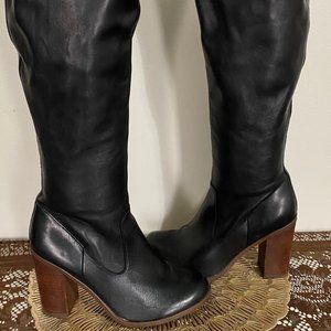 Size 7.5 M Black Leather Tommy Hilfiger Boots